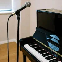 آموزش اصولی و حرفه‌ای صداسازی و آواز