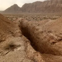 فروش فوری معدن شن و ماسه بتن آسفالت شفته ۱۰kmکرمان