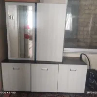 کمد دیوار و جاکفشی