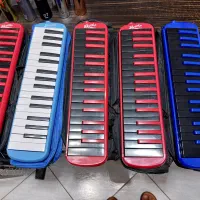 ارگ بادی کوچیک یا تمپو پایه ملودیکا با ضرب داربوکا|سازهای بادی|مشهد, طلاب|دیوار