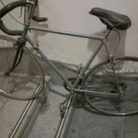 دوچرخه کورسی ۲۷ .