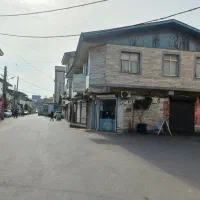 فروش-3-دهنه-مغازه-یک-واحد-مسکونی-با-سند-تکبرگ