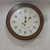 ساعت دیواری بزرگ