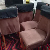 سه تا صندلی نهارخوری
