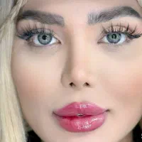 انواع رنگ لنز سالانه موجود میباشد