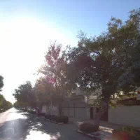 مغازه-تجاری-حاشیه-آبکوه