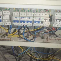برق کشی و عیب یابی ساختمان