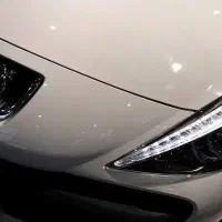 خودرو سواری و ترمیم چراغ