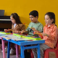 آموزش پیانو مقدماتی کودک و موسیقی کودک|خدمات آموزشی|مشهد, رضاشهر|دیوار