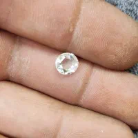 یک عدد سنگ الماس جواهری به وزن حدود یک قیراطی|جواهرات|شیراز, شهرک گلستان شمالی|دیوار