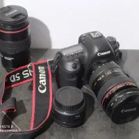 دوربین 5D MARK 4  و لنز 100ماکرو و 24-105 و 50 1/8