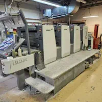 دونفر خانم اشنا به کامپیوتر