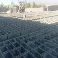 به یک نفر کارگر بلوکزنی احتیاج داریم|استخدام معماری، عمران و ساختمانی|کرمانشاه, |دیوار