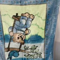 فروش چند عدد پتو و تشک|رختخواب، بالش، پتو|بانه, |دیوار