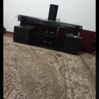 میزتلویزیون شیشه ای