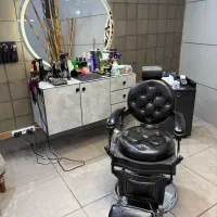 نیازمند به همکار آرایشگر مرد (کرایه صندلی)