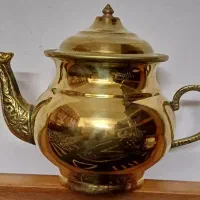 قوری برنجی قدیمی و سنگین