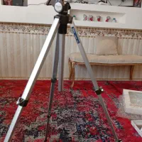 سه پایه دوربین