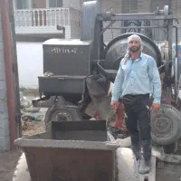 بتن ریزی با دستگاه خلاطه با بهترین کیفیت|خدمات پیشه و مهارت|هادی شهر, |دیوار