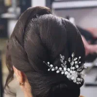 سالن زیبایی بانو بنفشه خواه با ۲۷ سال سابقه کاری.|خدمات آرایشگری و زیبایی|قم, انصارالحسین|دیوار