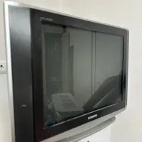 تلوزیون با زیر تلوزیونی