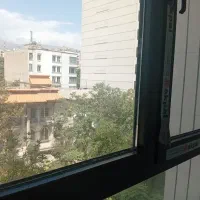 شمال هروی ۱۰۴ متر دو خواب نو فول / زیر قمت منطقه