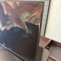 تلویزیون KD 50X75K برند سونی شکسته