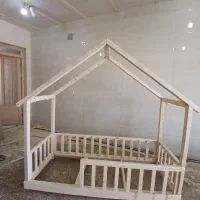 نجار.آلاچیق کلبه،تخت سنتی تختخواب،میزکانترکافه بار