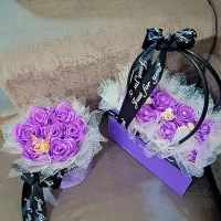 تخفیف ویژه روز مادر گل روبانی، باکس گل اقتصادی