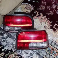 یک جفت چراغ ۱۳۱ مدرن