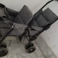 کالسکه دوقلو