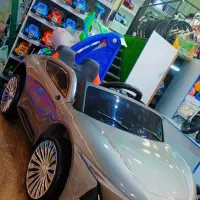 ماشین مازراتی maseratti رنگ جذاب گهواره ای