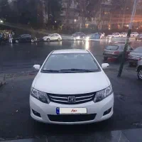 اریو اتومات سالم و تمیز بدون رنگ