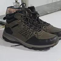 پوتین|کیف، کفش، کمربند|بانه, |دیوار