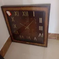 ساعت دیواری