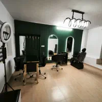 لوازم سالن زیبایی|آرایشگاه و سالن‌های زیبایی|مشهد, نیروی هوایی|دیوار