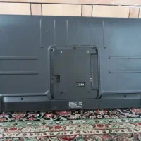 دو عدد ال ای دی شکسته الجی و هایسنس