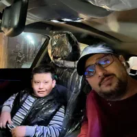 پرستار خانم برای کودک