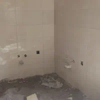 کارگر وردست کاشی کار دو نفر میخوام فوری