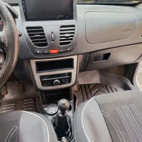 کوئیک r سال ۱۴۰۰