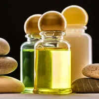ارائه روغن و خدمات ماساژ