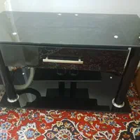 میز تلویزیون شیشه ای