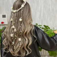 رنگ و لایت و کلیه خدمات آرایشی