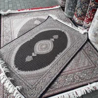فرش ماهی اصیل ۱۰۰۰شانه اصل تراکم ۳۰۰۰‌زرنیم|فرش|تبریز, |دیوار