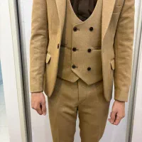 کت و شلوار و جلیقه وپیراهن کاملا نو