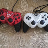 یک جفت دسته بازی کامپیوتری