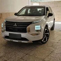 میتسوبیشی اوتلندر ،hline دو دف