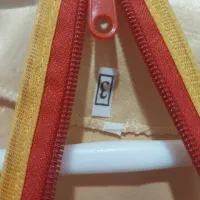 لباس مجلسی زنانه|لباس|فردیس, منظریه|دیوار