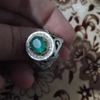 انگشتر زمرد