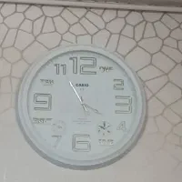 ساعت دیواری